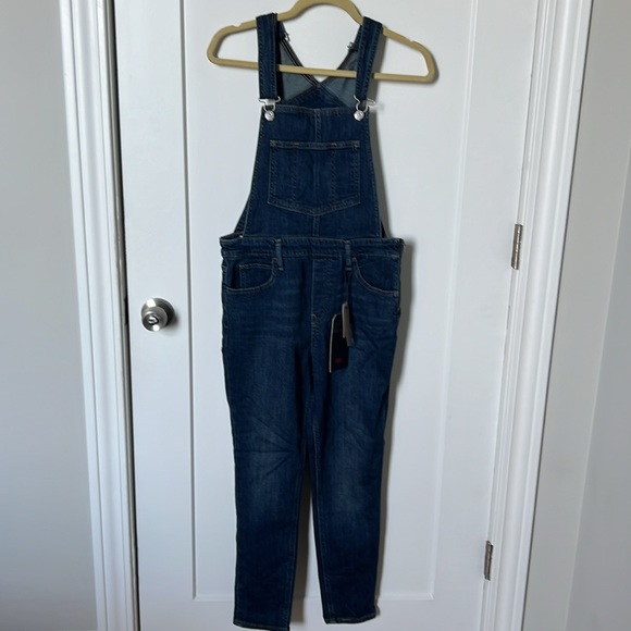 NWT Levi’s skinny overalls - Picture 4 of 14
